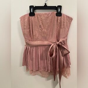 Pink Lace Strapless Tube Top MODA Like New! 🩷